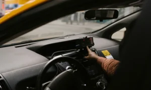fixed price taxi vs metered taxi